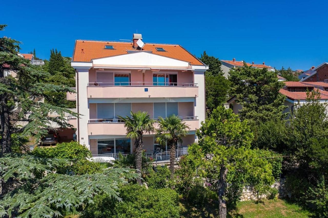 Apartments La Mer Novi Vinodolski Bagian luar foto