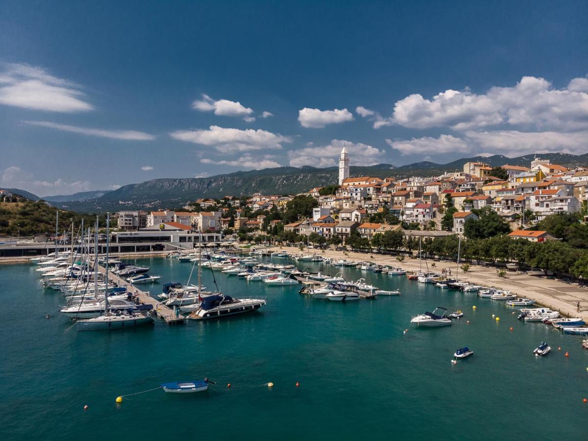 Apartments La Mer Novi Vinodolski Bagian luar foto