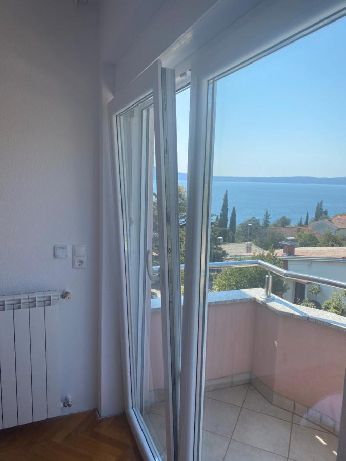 Apartments La Mer Novi Vinodolski Bagian luar foto